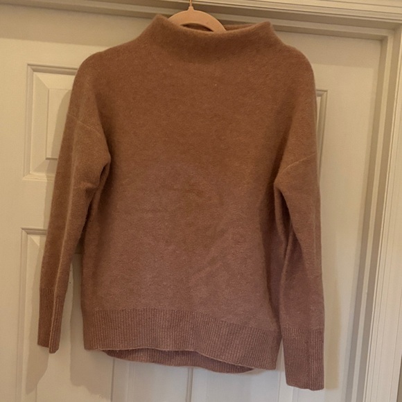 Vince Donegal Cashmere Funnel-Neck Sweater - Picture 5 of 10
